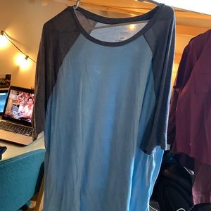 Light blue shirt for TALL guys